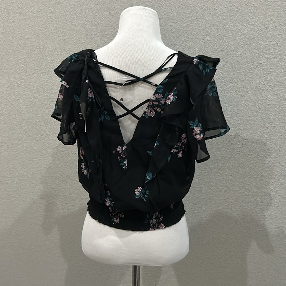 Nwt code x mode xs top - Picture 5 of 7